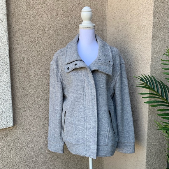 Banana Republic Jackets & Blazers - Banana Republic oversized wool zippered jacket